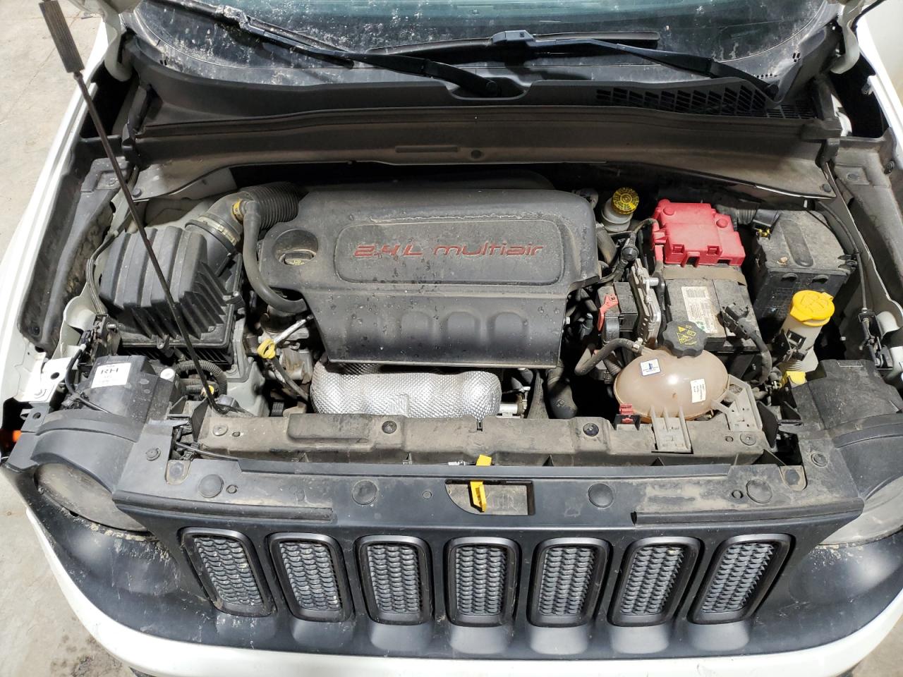 2018 Jeep Renegade - Image 11