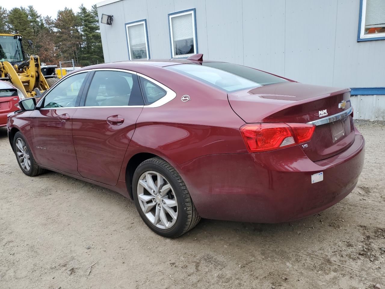 2016 Chevrolet Impala - Image 2
