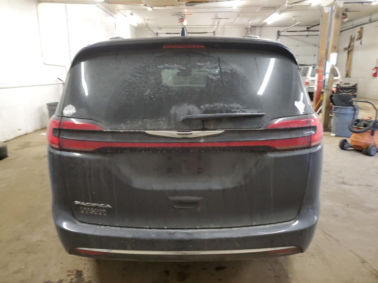 2021 Chrysler Pacifica - Image 6