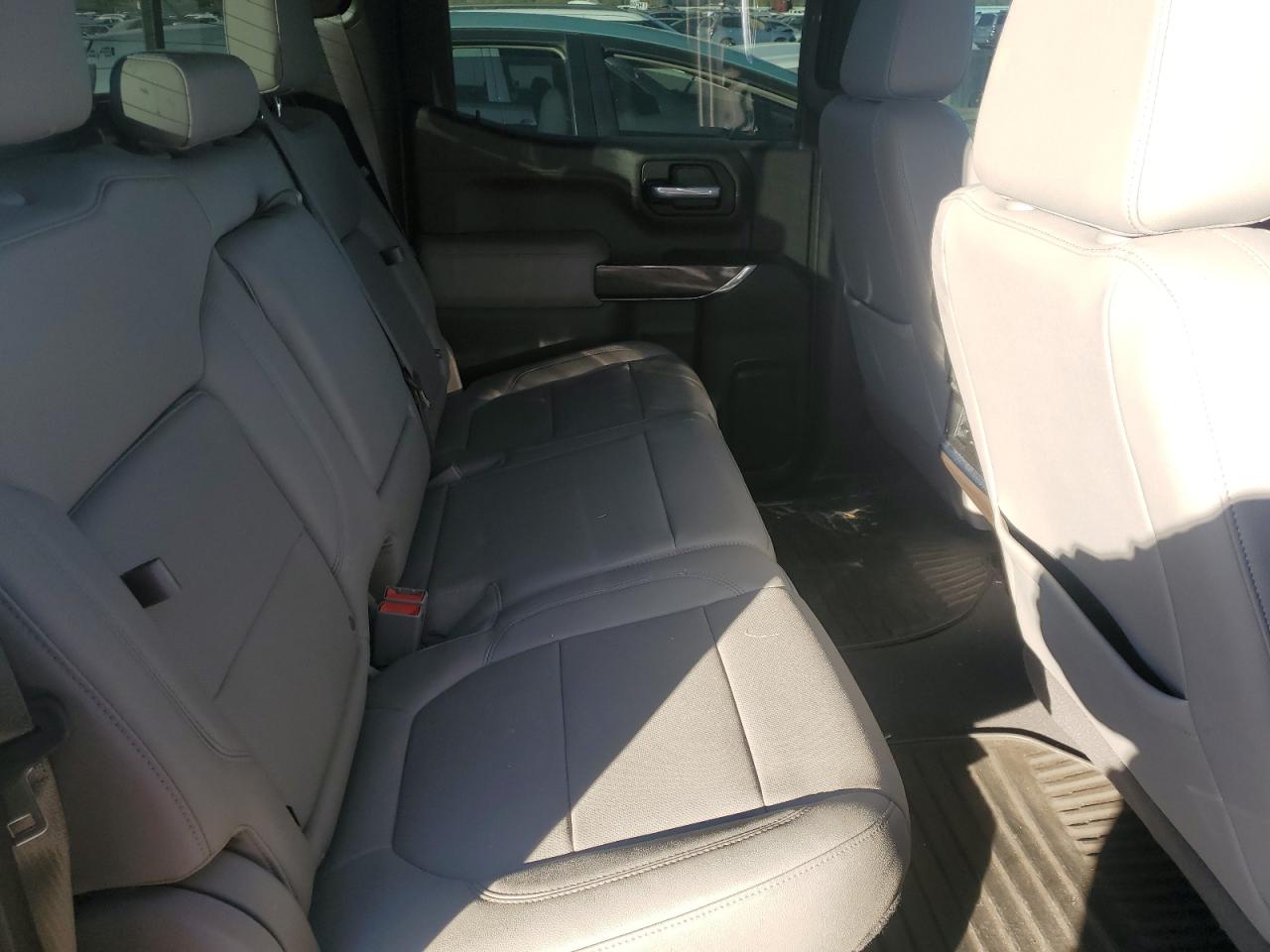 2021 Chevrolet Silverado - Image 10