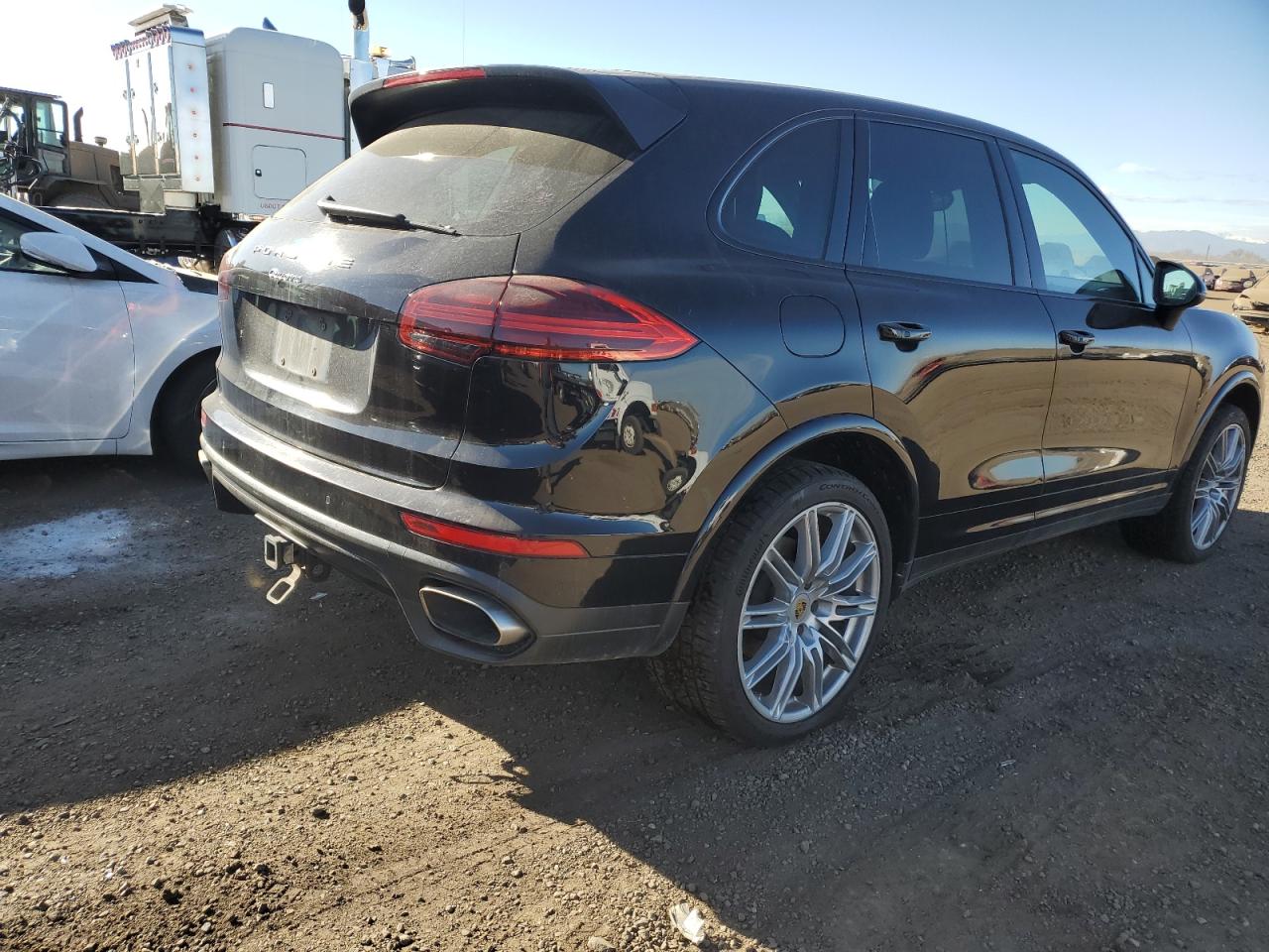 VIN WP1AA2A28HKA87660 2017 PORSCHE CAYENNE no.3