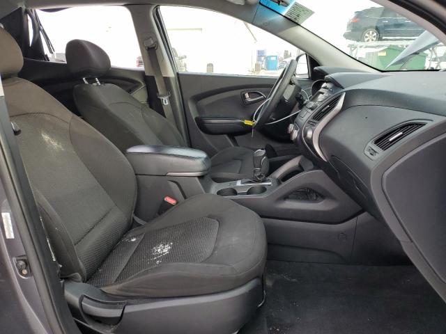  HYUNDAI TUCSON 2015 Серый