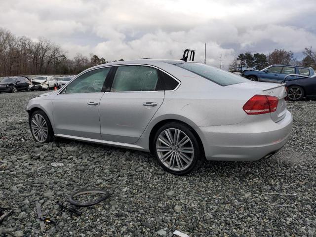  VOLKSWAGEN PASSAT 2015 Srebrny