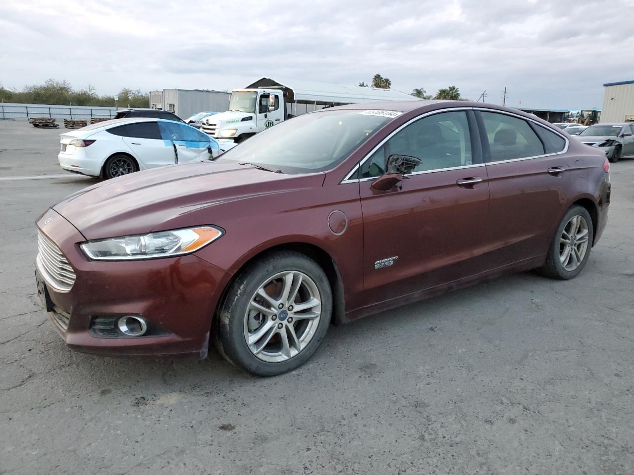 VIN 3FA6P0SU7GR229670 2016 FORD FUSION no.1