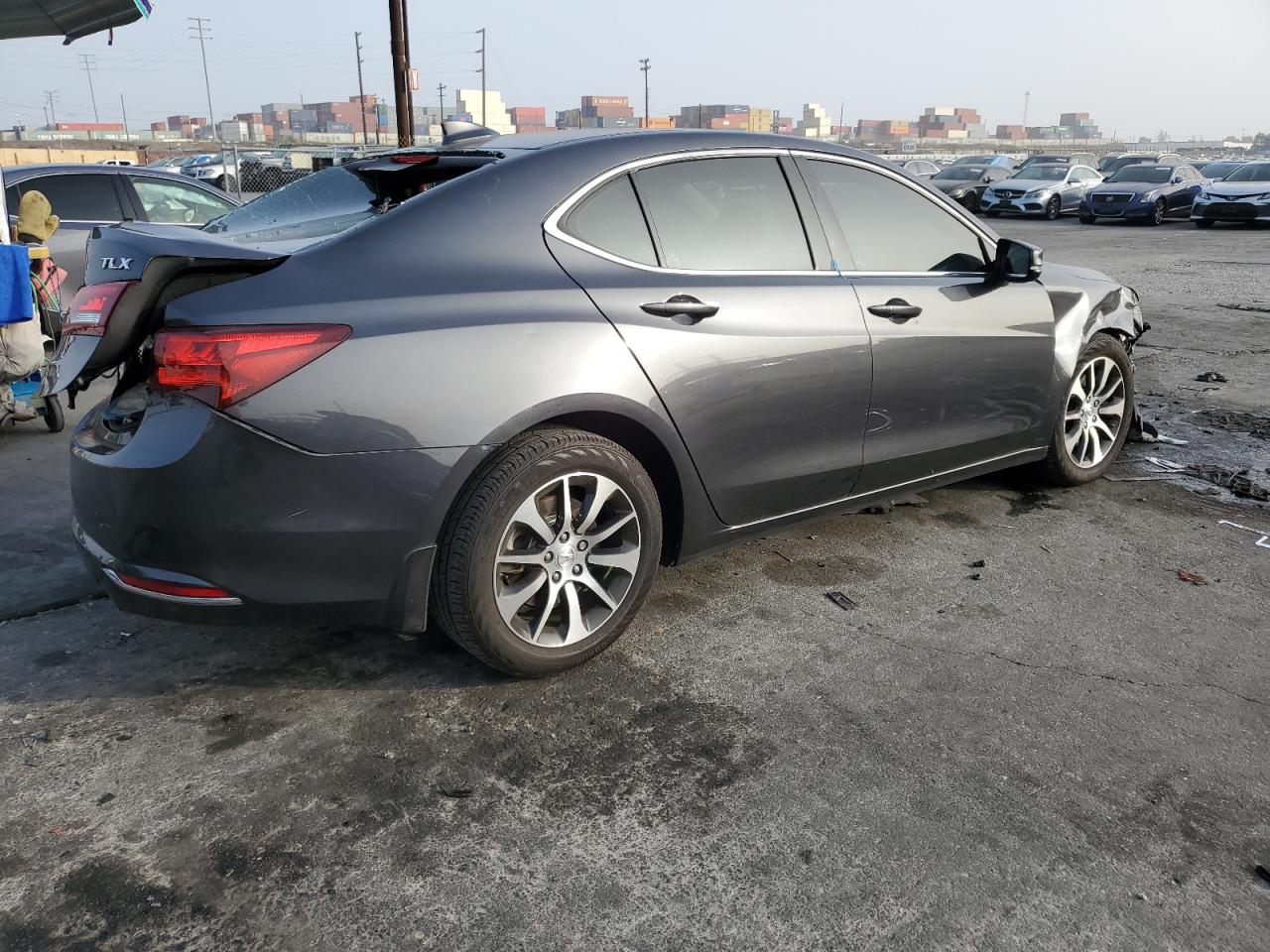 VIN 19UUB1F31GA008147 2016 ACURA TLX no.3