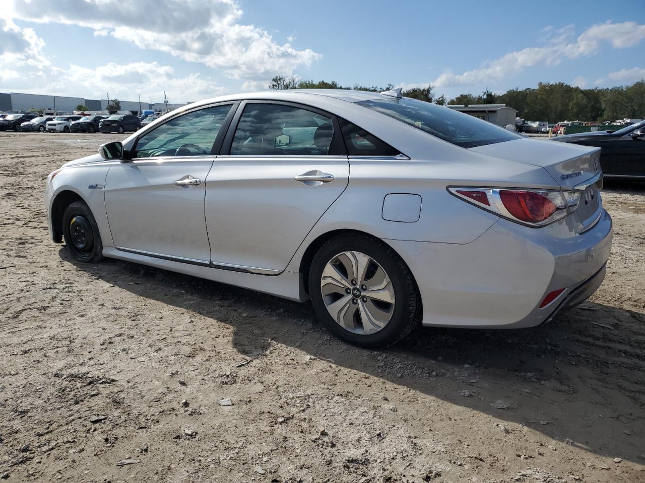 VIN KMHEC4A48DA096851 2013 HYUNDAI SONATA no.2