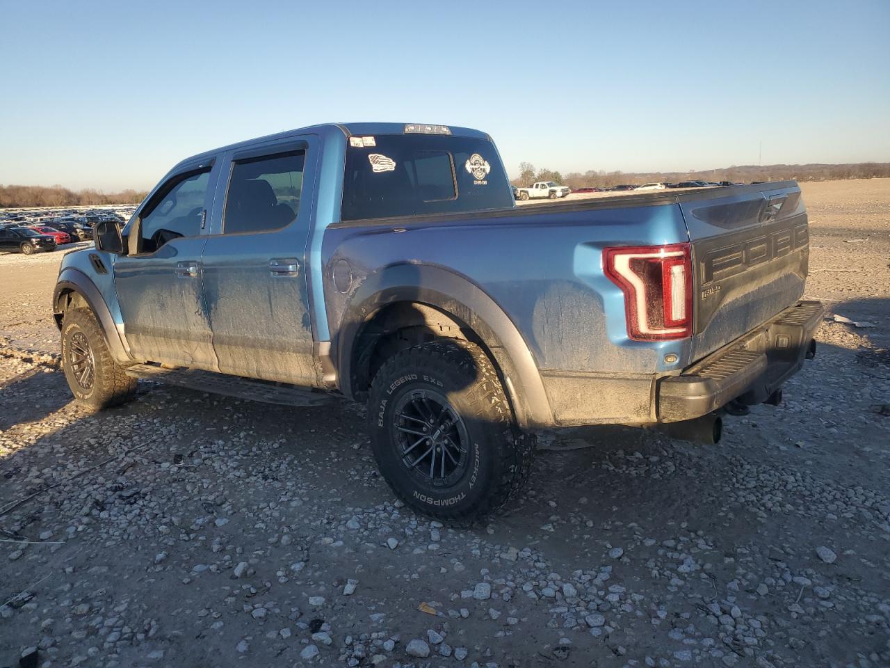 VIN 1FTFW1RG4KFA17818 2019 FORD F150 no.2