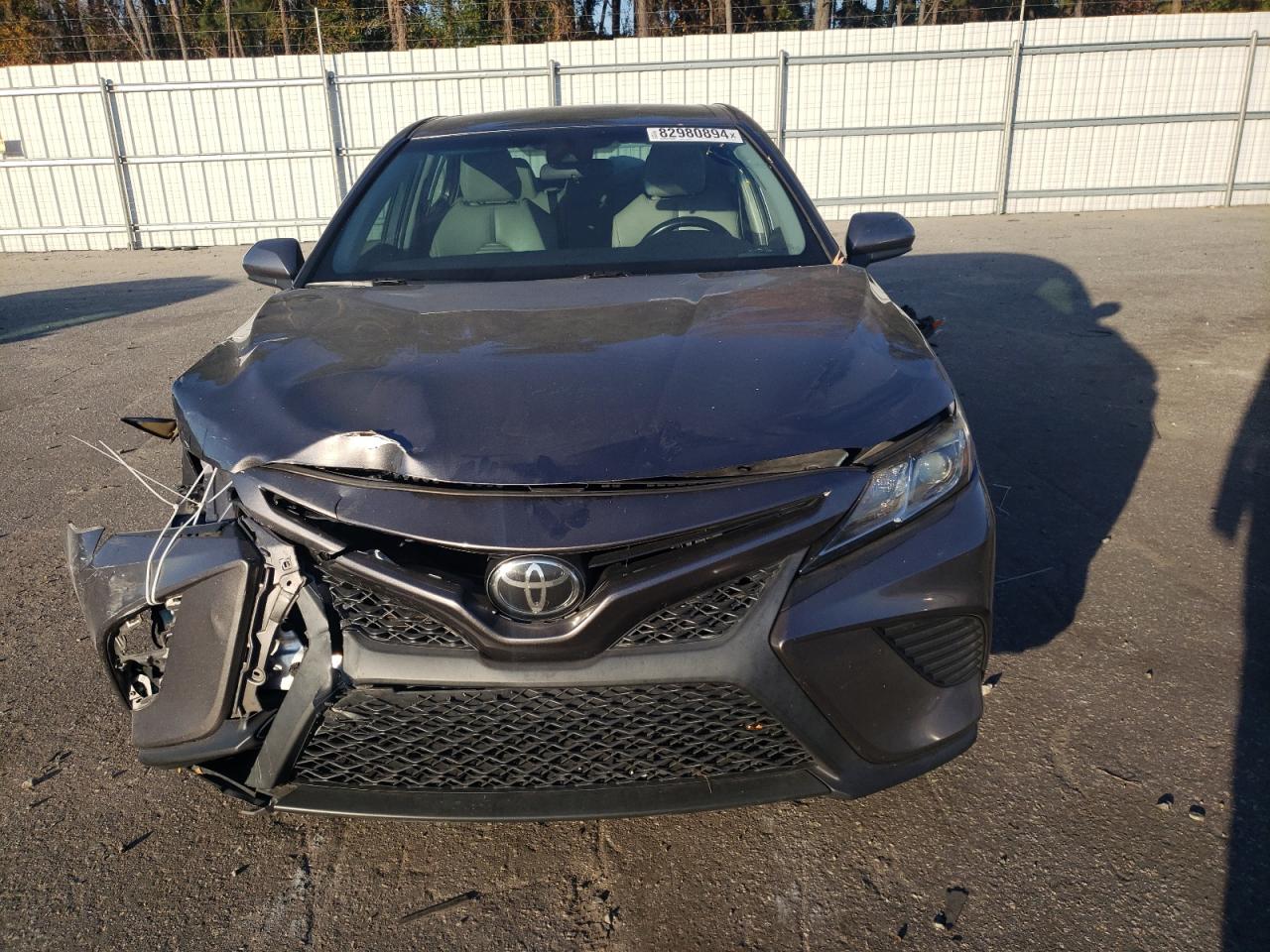 VIN 4T1B11HK0JU056771 2018 TOYOTA CAMRY no.5