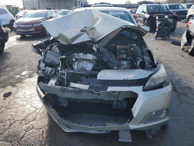  CHEVROLET MALIBU 2015 Серебристый