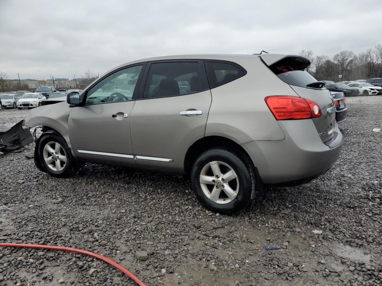 2012 Nissan Rogue - Image 2