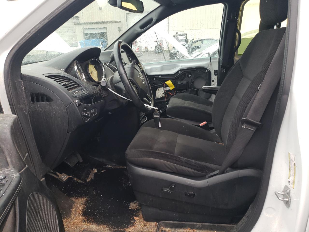 2019 Dodge Caravan - Image 7