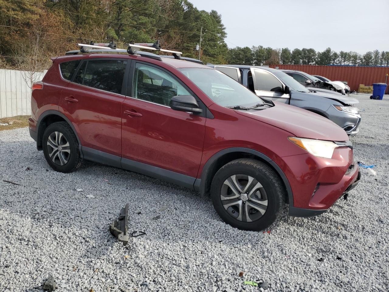 VIN 2T3BFREV6JW828244 2018 TOYOTA RAV4 no.4