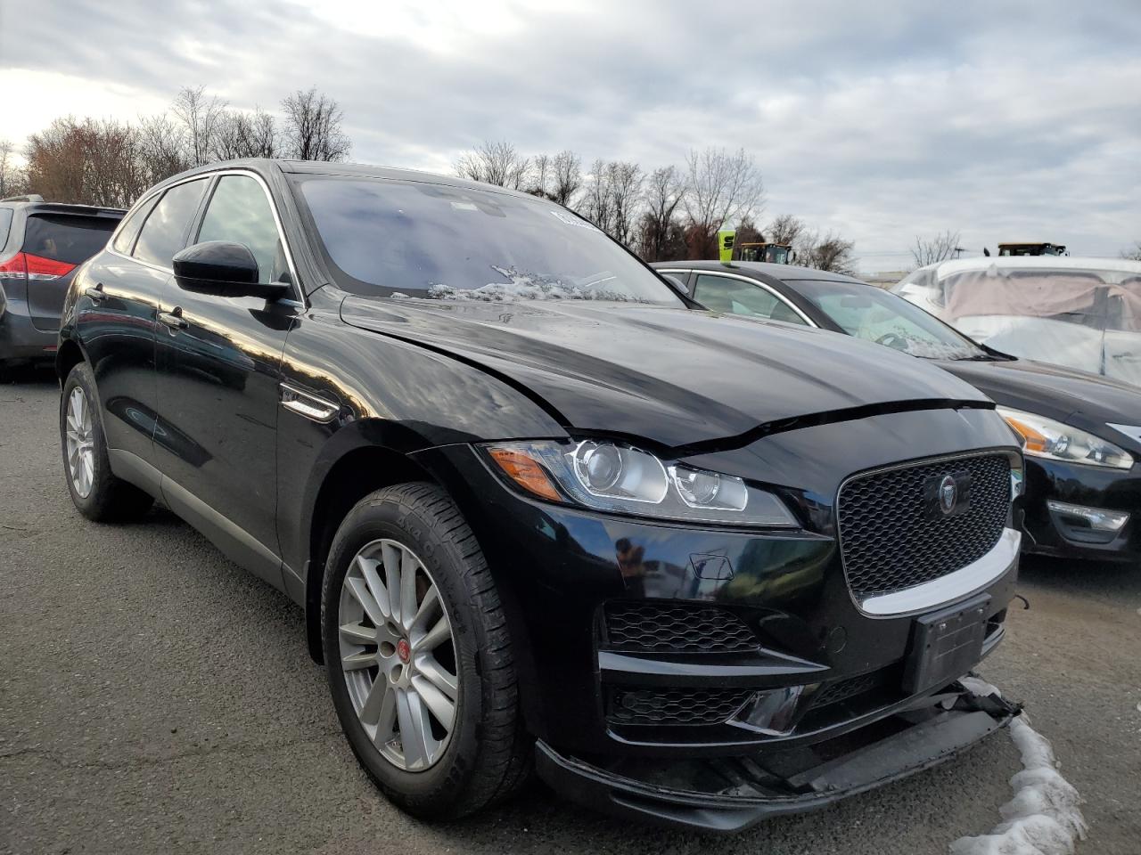 2020 Jaguar F-Pace - Image 4