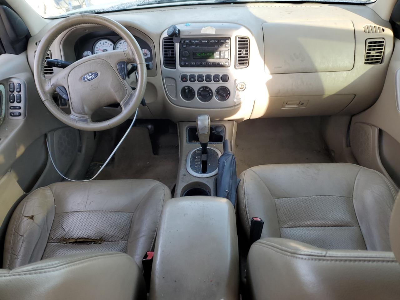 2005 Ford Escape - Image 8