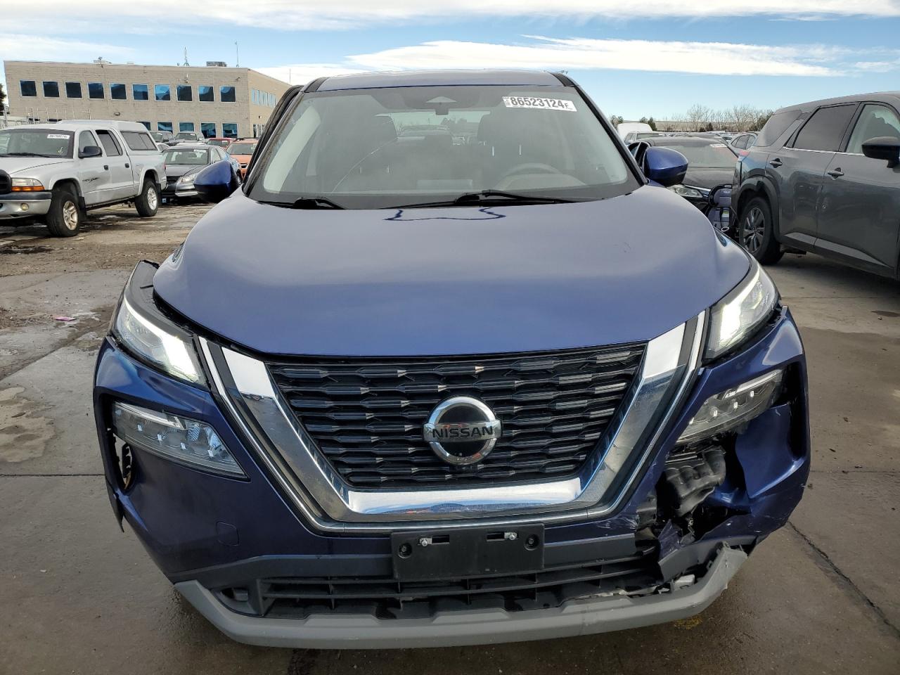 2021 Nissan Rogue - Image 5
