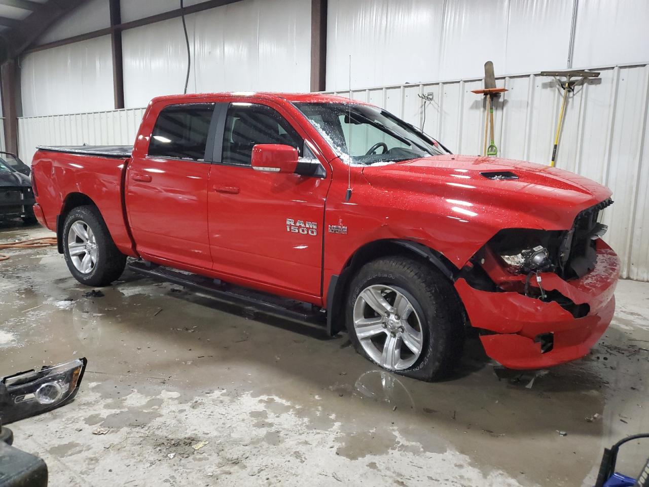 2016 RAM 1500 - Image 4
