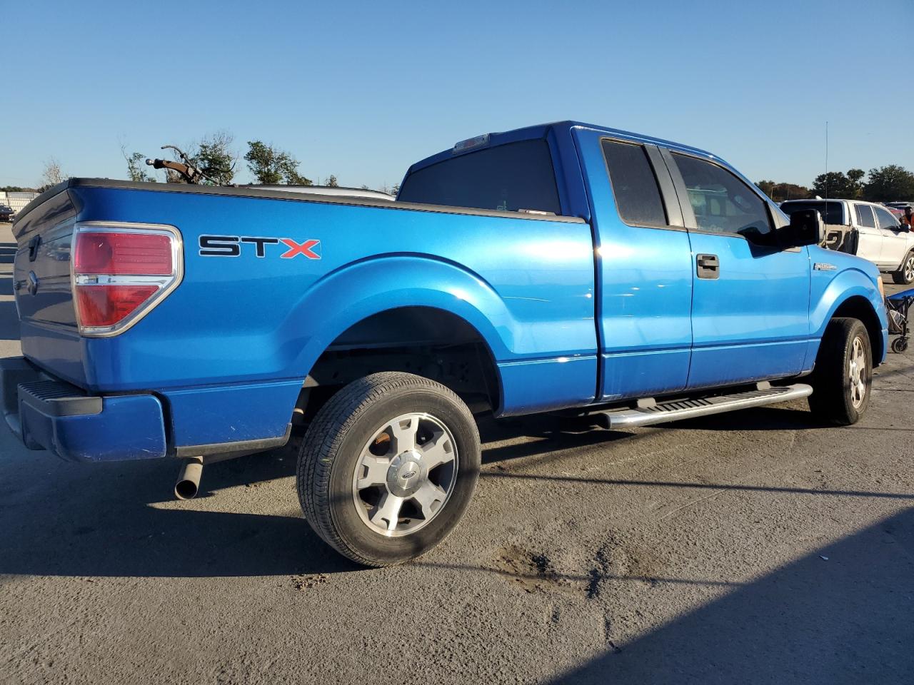 2010 Ford F-150 - Image 3