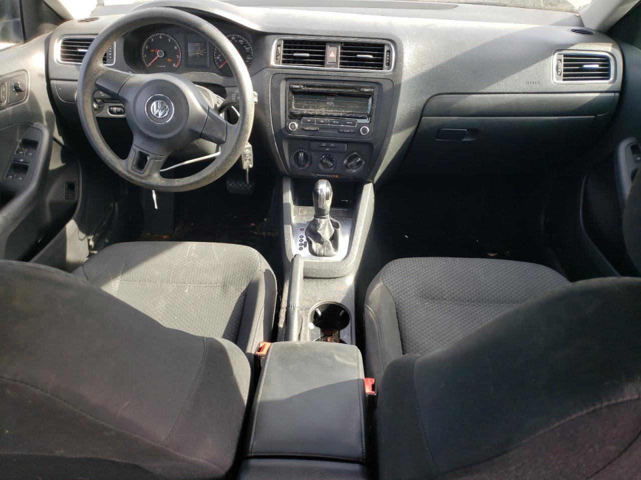 2014 Volkswagen Jetta - Image 8