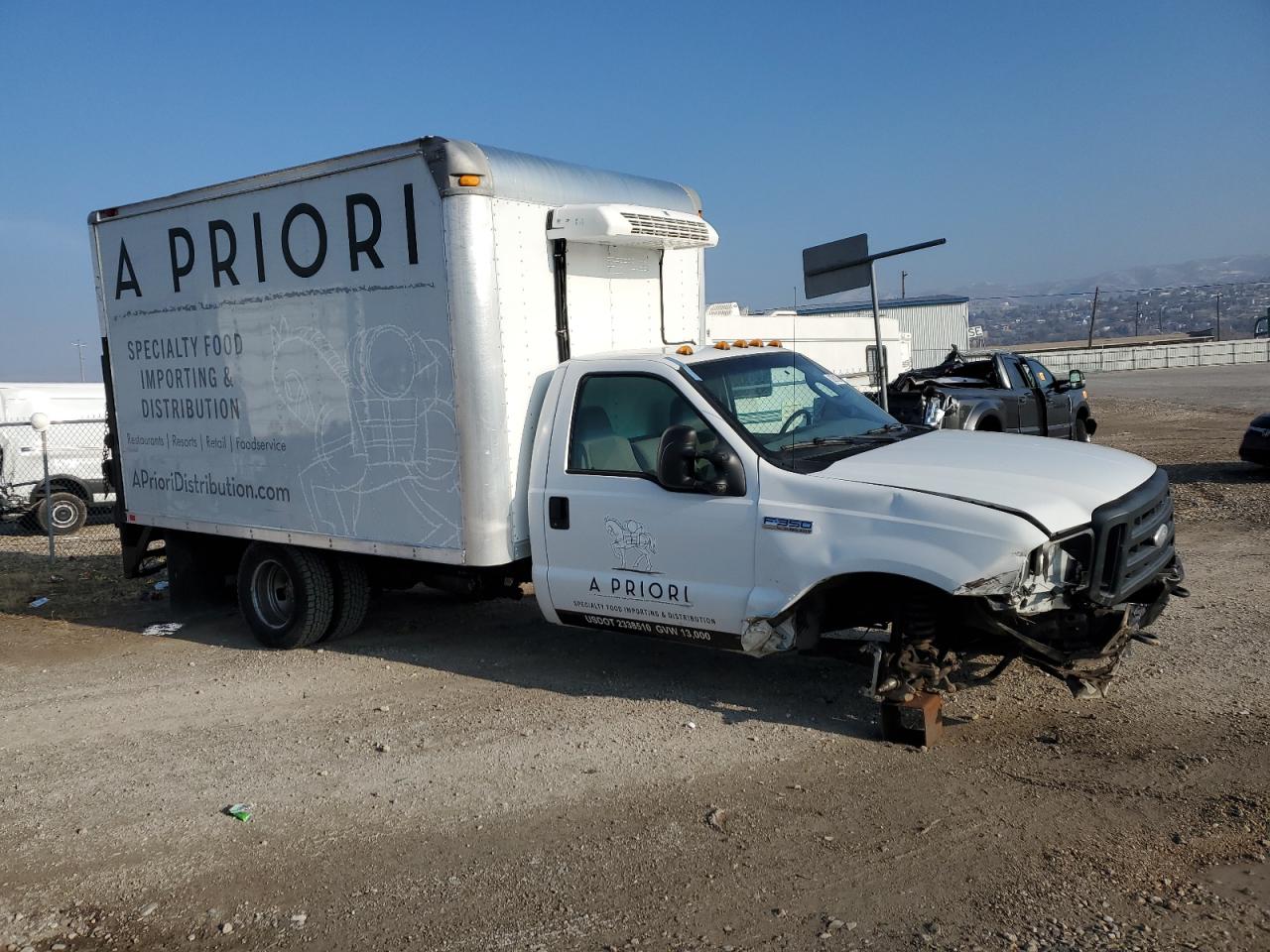 2006 Ford F350 - Image 4
