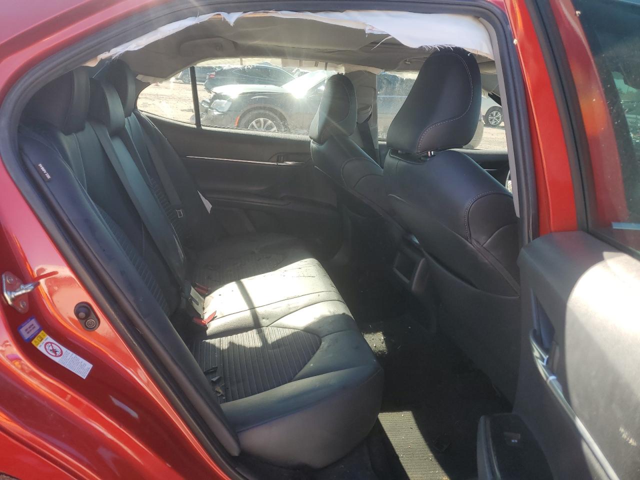 2019 Toyota Camry - Image 10