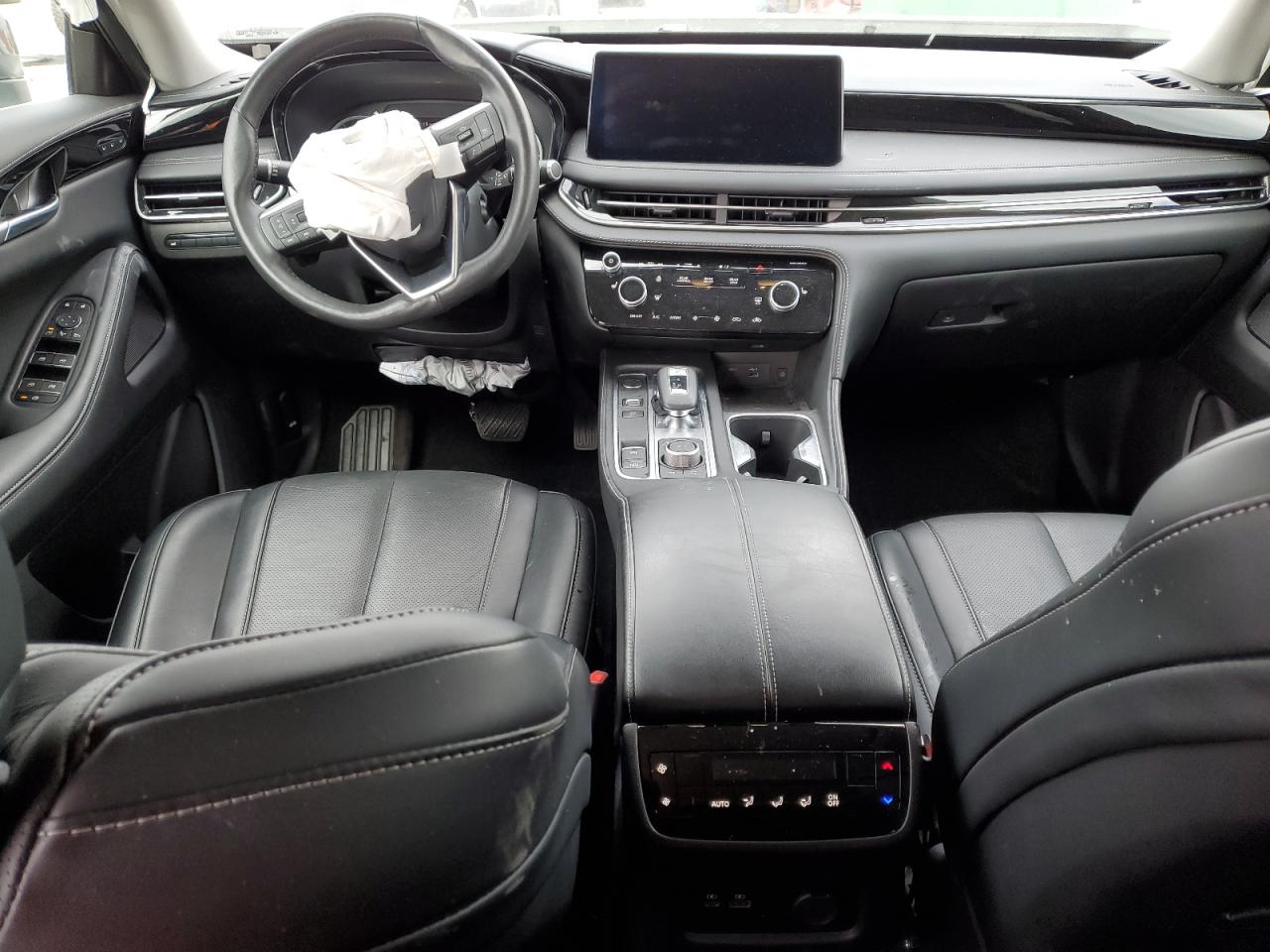 2024 Infiniti QX60 - Image 8