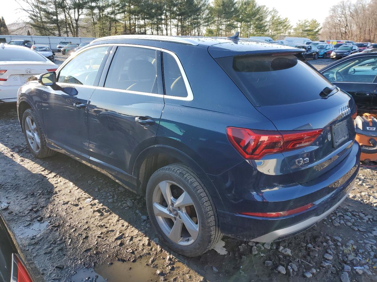 2020 Audi Q3 - Image 2