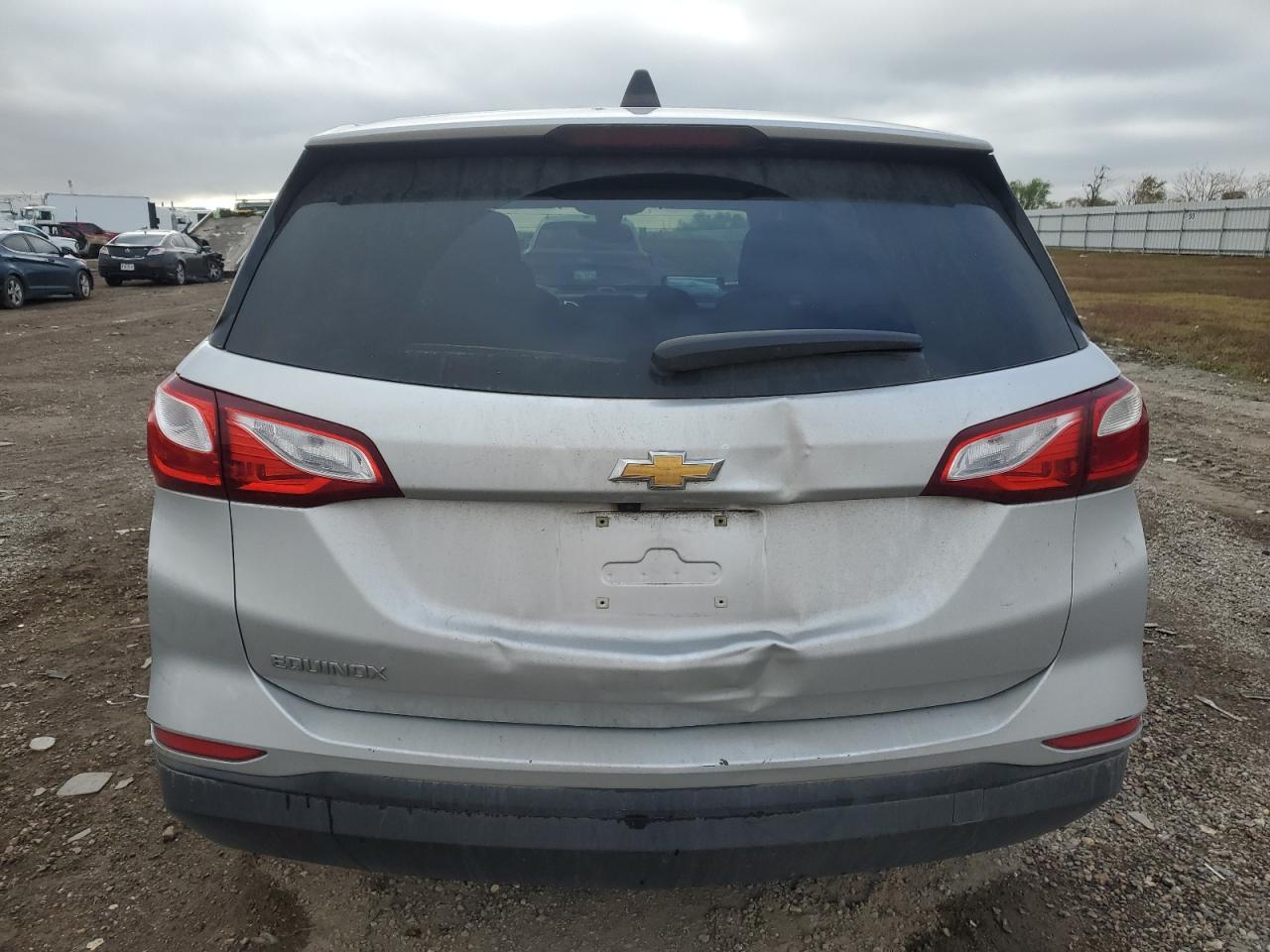 2020 Chevrolet Equinox - Image 6