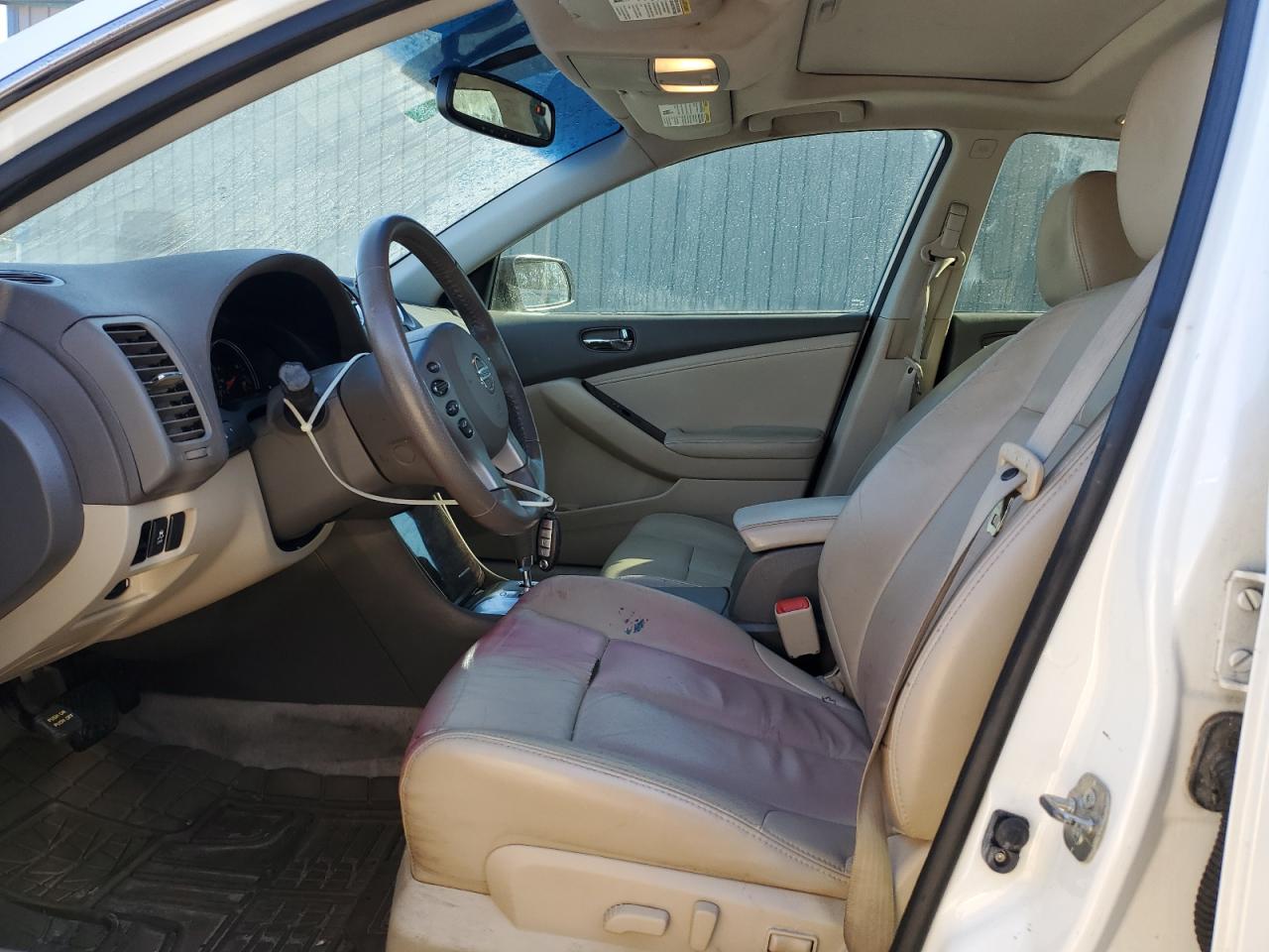 2012 Nissan Altima - Image 7