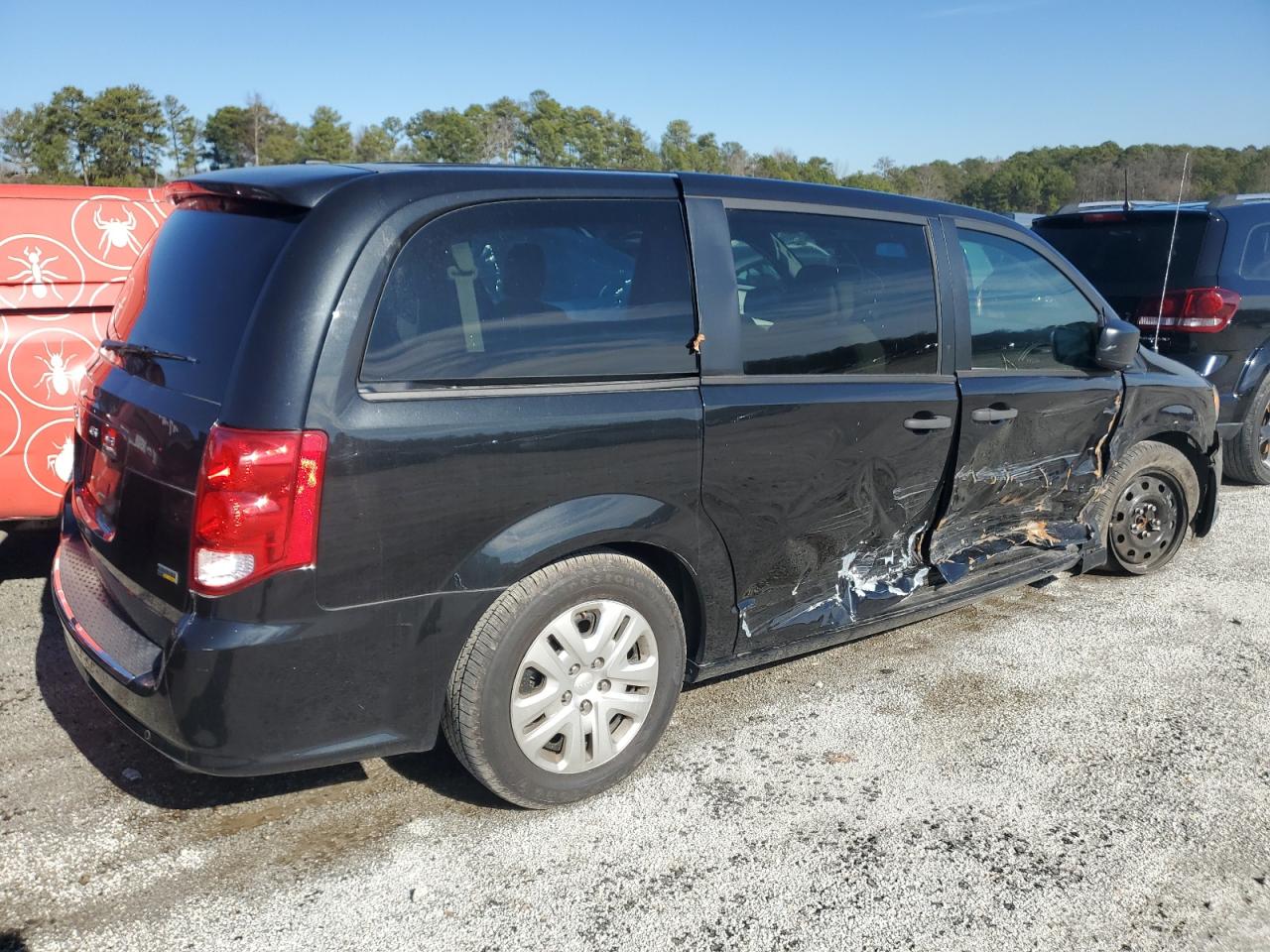 VIN 2C4RDGBG0KR641608 2019 DODGE CARAVAN no.3