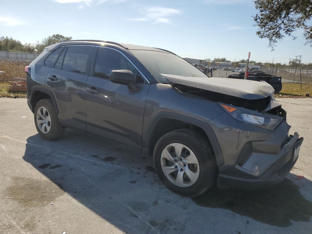 VIN 2T3H1RFV4KW045321 2019 TOYOTA RAV4 no.4