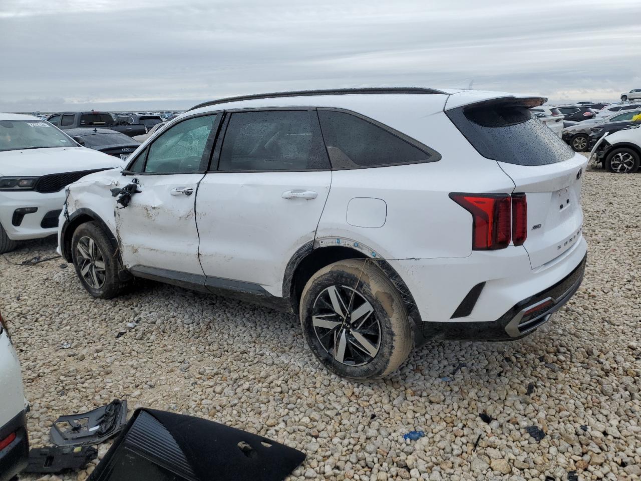 2021 Kia Sorento - Image 2