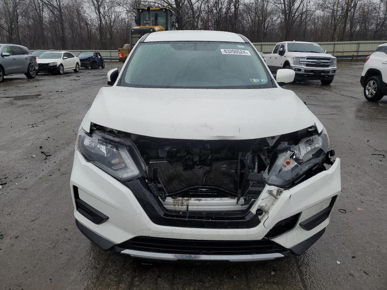 VIN KNMAT2MV8HP516946 2017 NISSAN ROGUE no.5