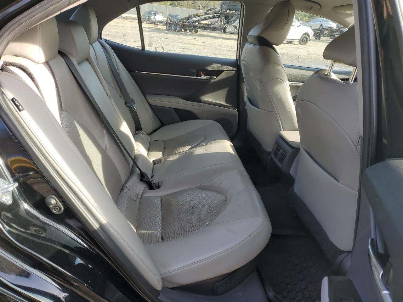 2021 Toyota Camry - Image 10