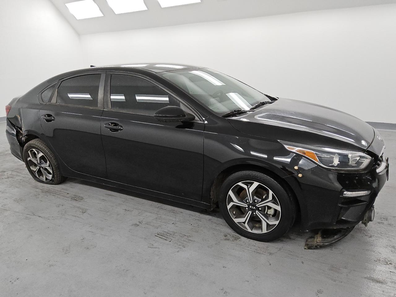 2019 Kia Forte - Image 4