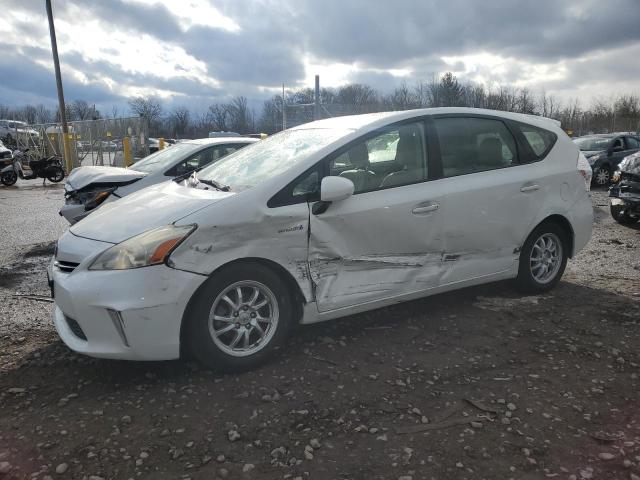 2013 Toyota Prius V  na sprzedaż w Chalfont, PA - Side