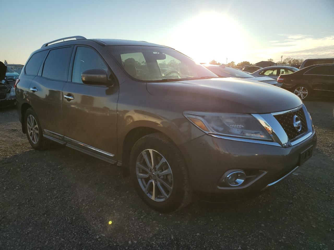 VIN 5N1AR2MN3EC730143 2014 NISSAN PATHFINDER no.4