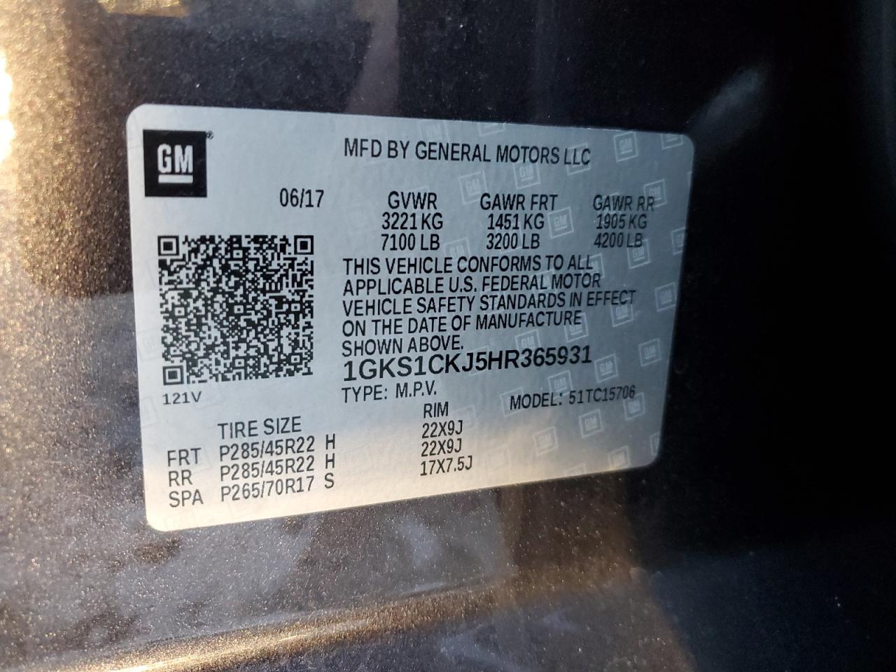 2017 GMC Yukon - Image 14