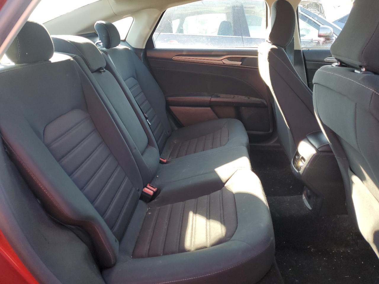2020 Ford Fusion - Image 10