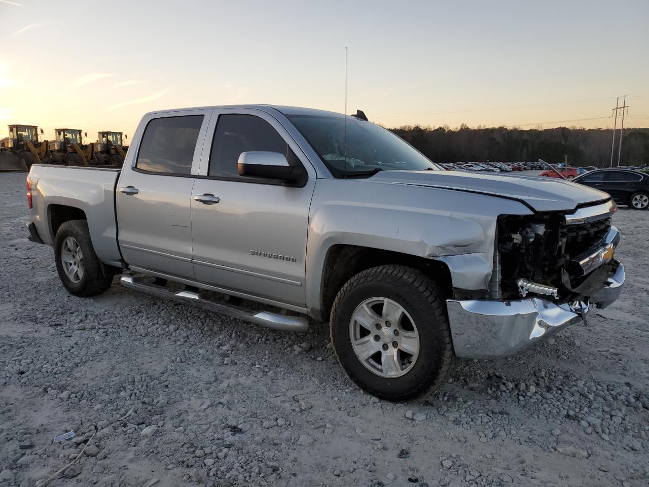 2016 Chevrolet Silverado - Image 4