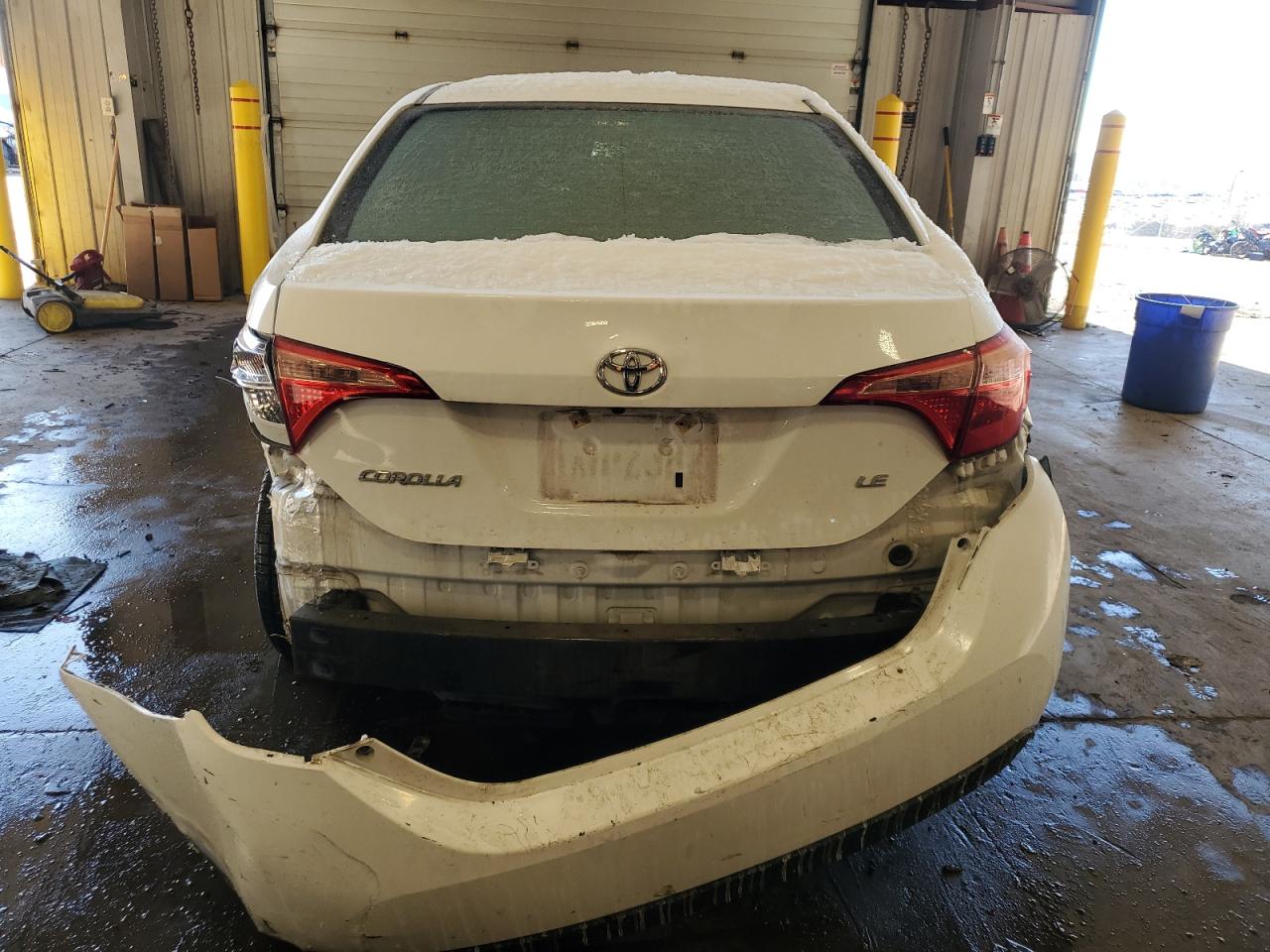 VIN 2T1BURHE5JC068593 2018 TOYOTA COROLLA no.6