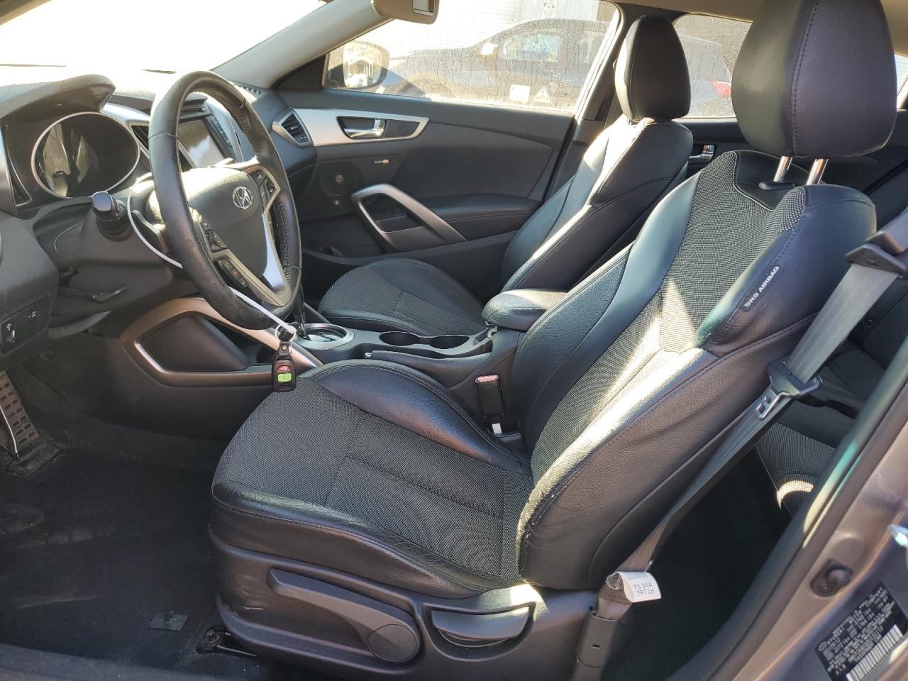 2013 Hyundai Veloster VIN: KMHTC6AD3DU133113 Lot: 85893134