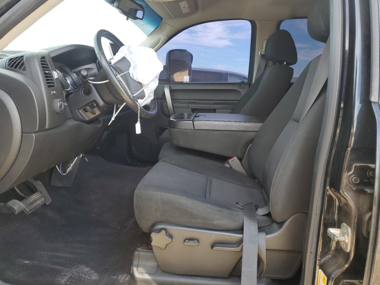 2012 GMC Sierra - Image 7