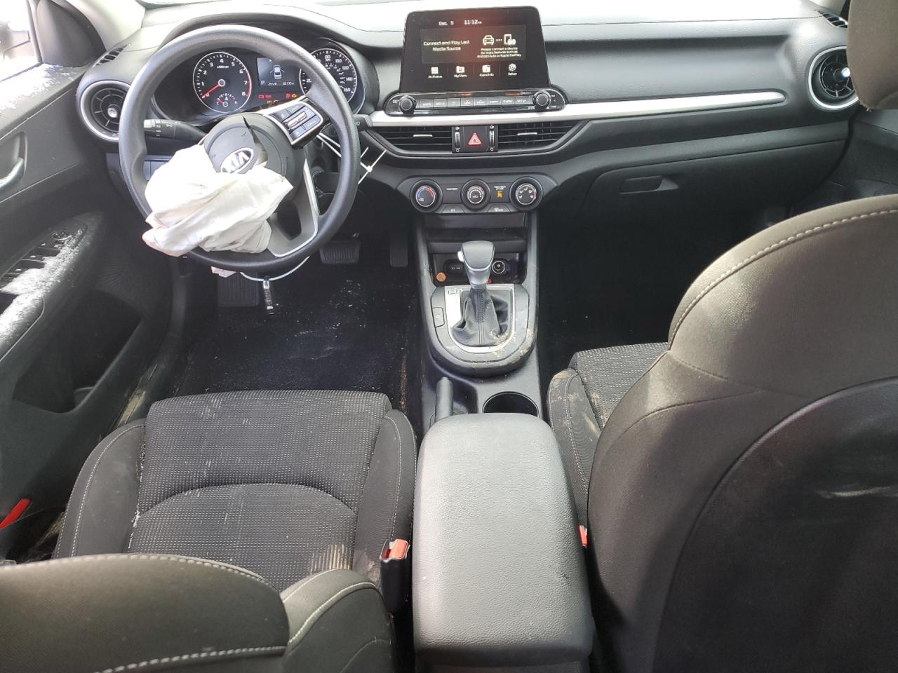 2021 Kia Forte - Image 8