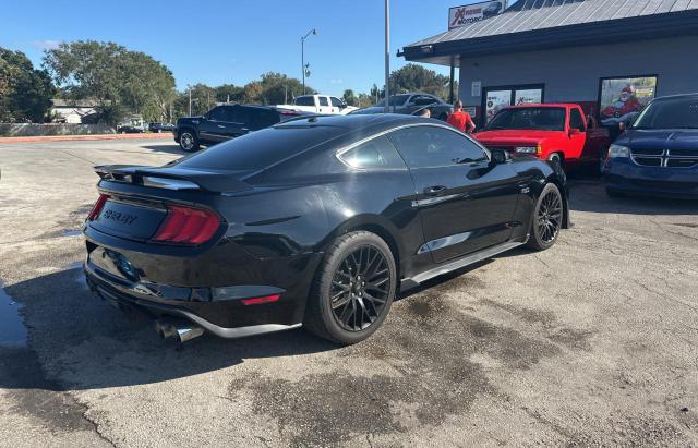  FORD MUSTANG 2019 Czarny