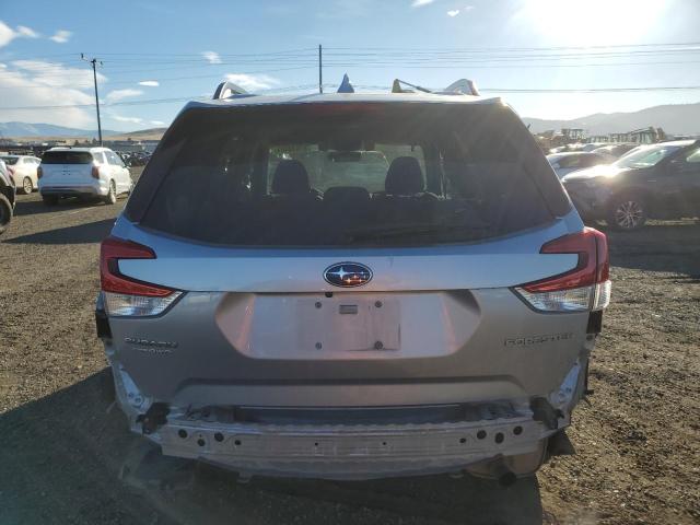  SUBARU FORESTER 2019 Srebrny