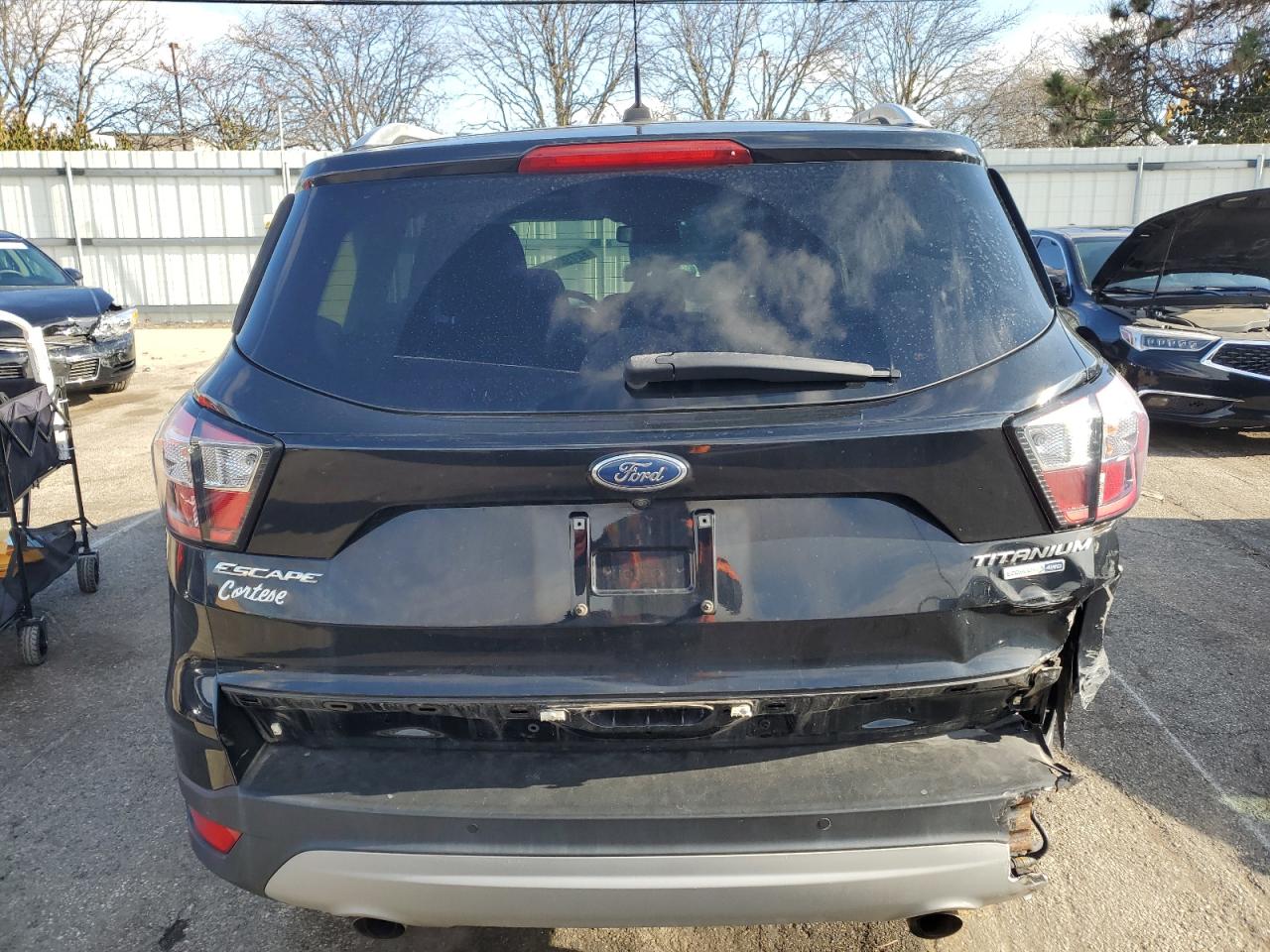 1FMCU9J96HUD87740 FORD ESCAPE 2017
