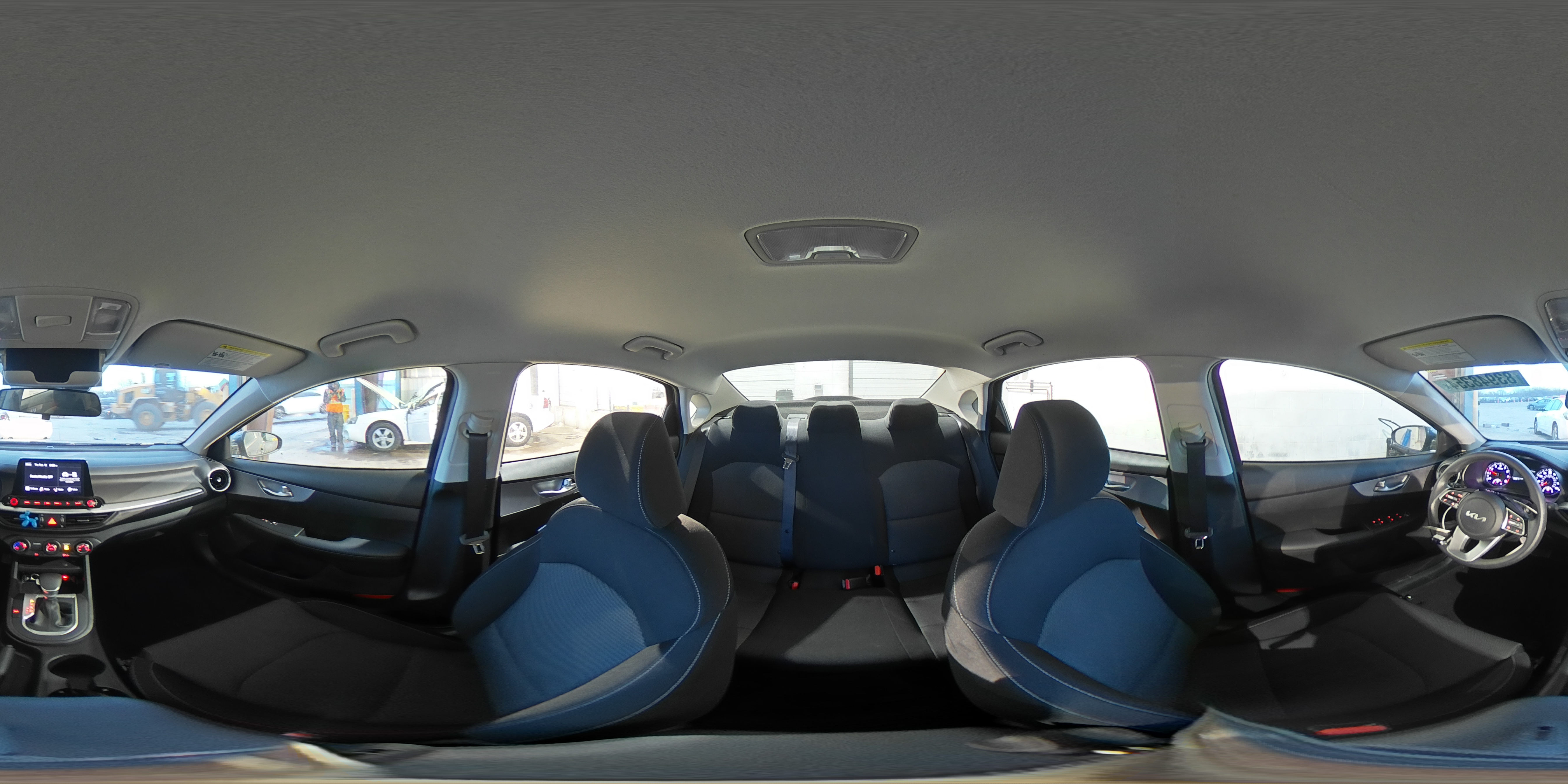 2024 Kia Forte - Image 15