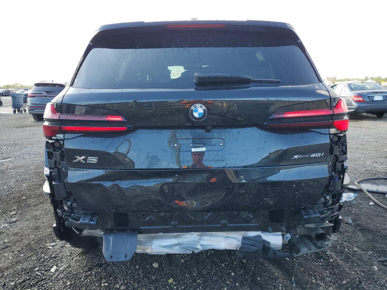 VIN 5UX23EU06R9U01180 2024 BMW X5 no.6