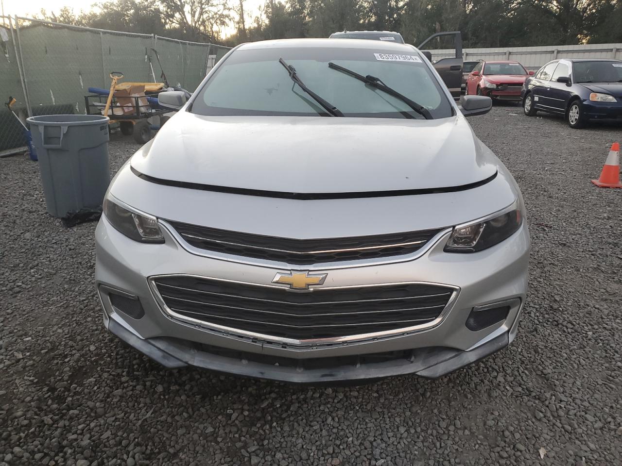 VIN 1G1ZB5ST3HF242403 2017 CHEVROLET MALIBU no.5