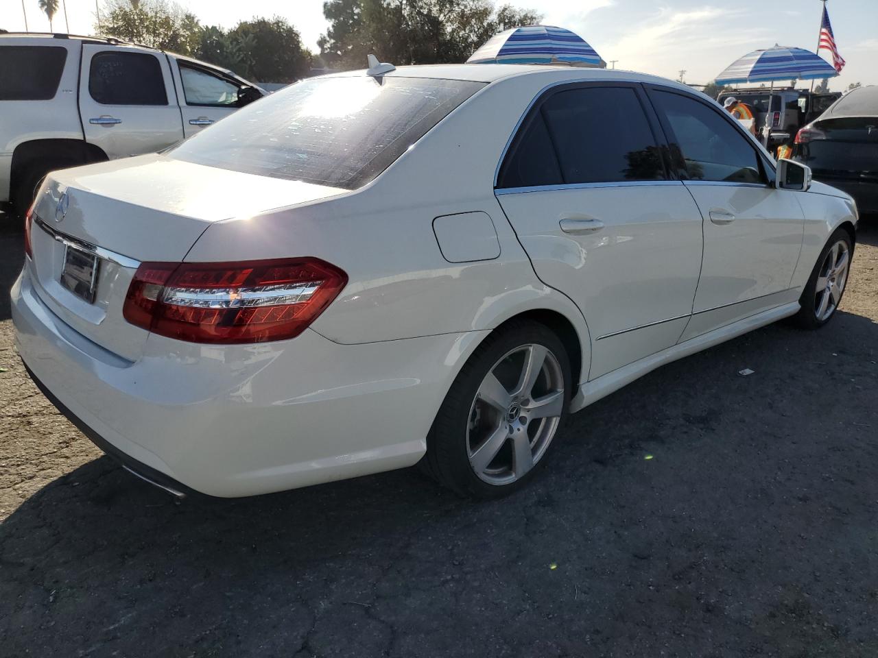 2012 Mercedes-Benz E 350 white sedan gas WDDHF5KB4CA543787 photo #4